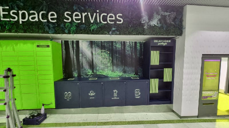 Cc meriadeck bordeaux pose sticker et lettres relief 20240917 150631.jpg compressed